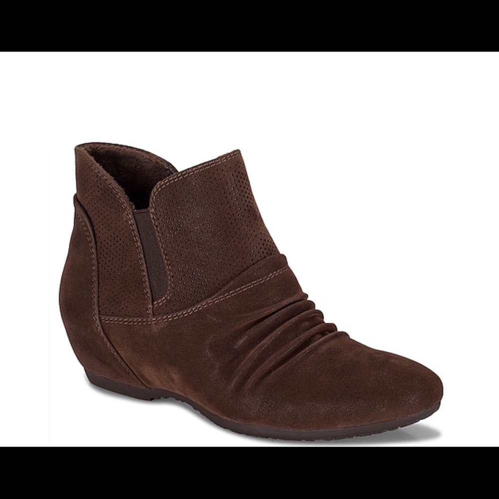 New Baretraps Pexieboots size 9 Brown